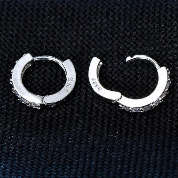 925 stamps Sterling Silver CZ Hoops Huggies - Picture 6 of 7